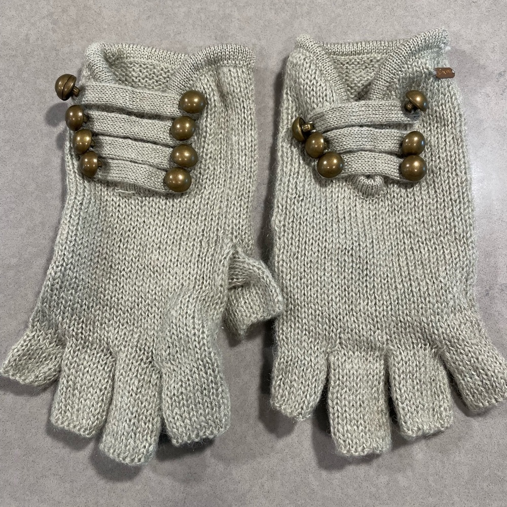 Free people mittens